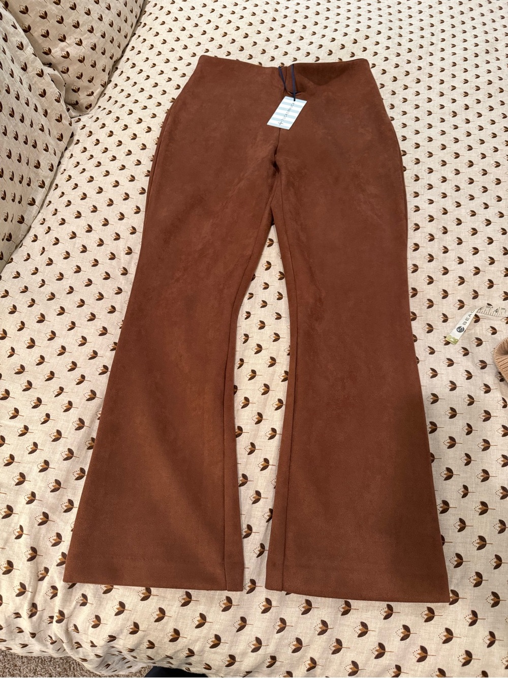 NWT Tnuck Ashford Women’s Brown Suede ankle pant L
